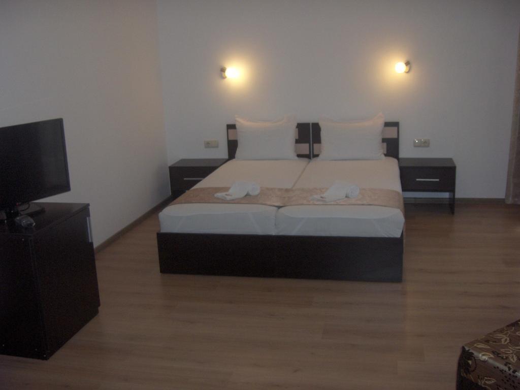 Hotel Krasteva House à Berkovitsa Chambre photo