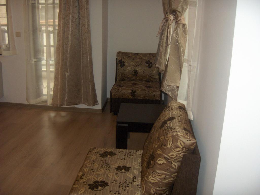 Hotel Krasteva House à Berkovitsa Chambre photo